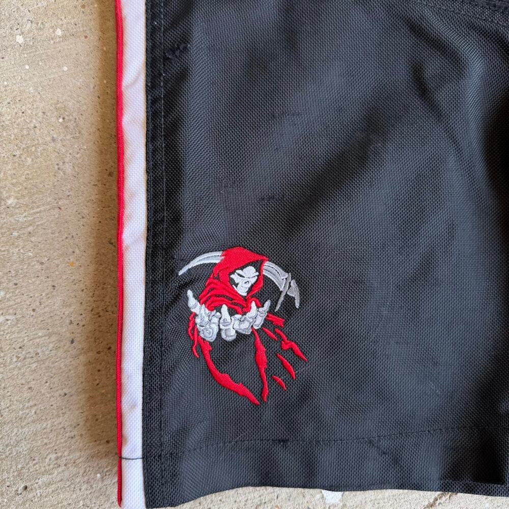 Jog black red shorts - Picture 3 of 6
